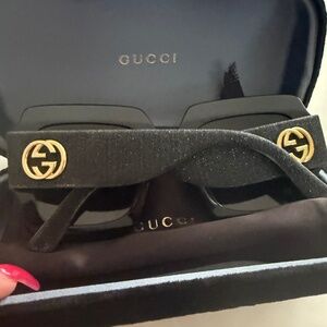 Gucci oversized black glitter sunglasses